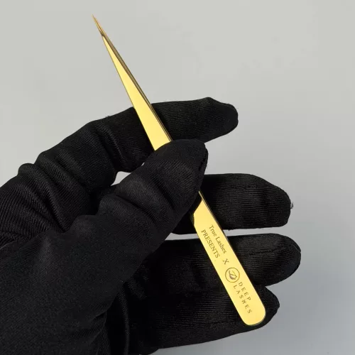 True Lashes x Deep Lashes - Mr. Right gerade Isolationspinzette für Wimpernextensions