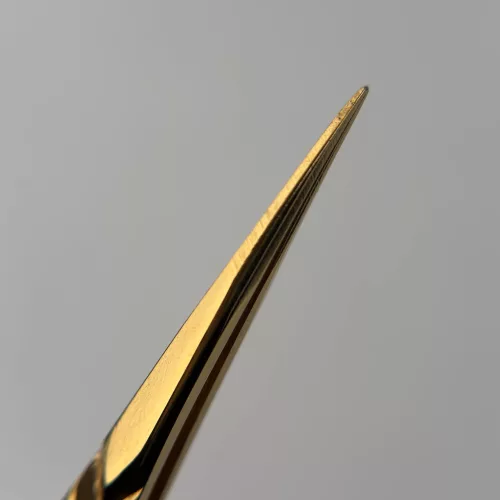 ZOYA - schräge Isolationspinzette für Wimpernextensions